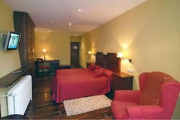 Santo Grial Pensjonat 2*